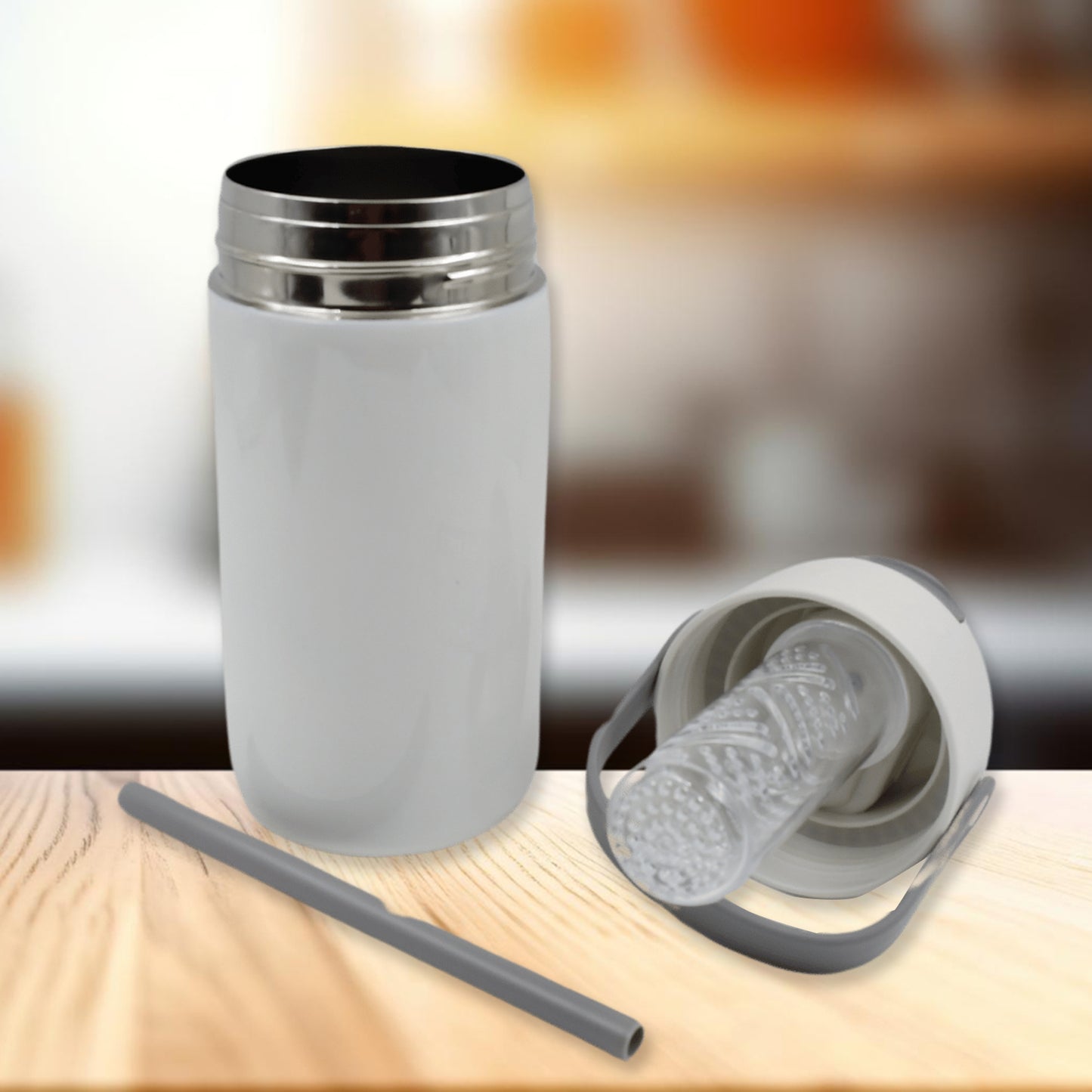 Stainless Steel Mug Bottle Vacuum Insulated Cup With Handle Small Cup Straw (650 Ml)