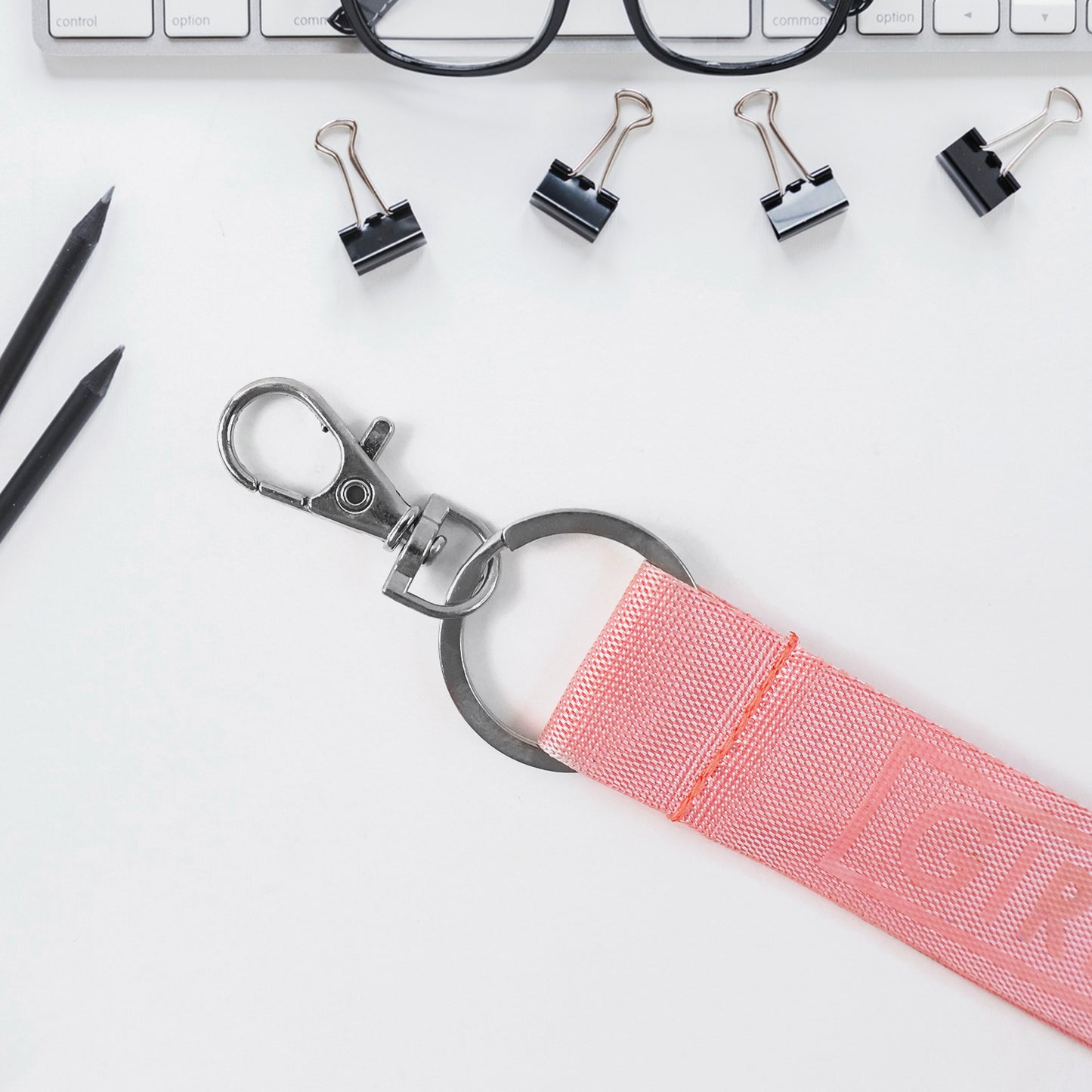 Fabric Ribbon Keychain (1 Pc Mix Color)