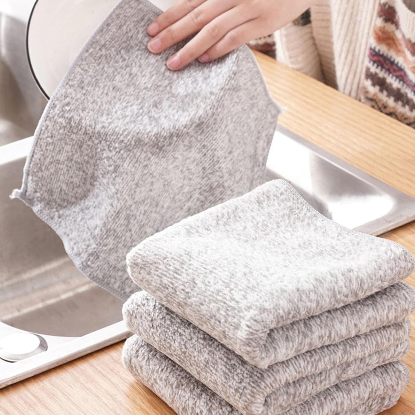 Microfiber Soft Hand Napkin (20x20 Cm 1 Pc)