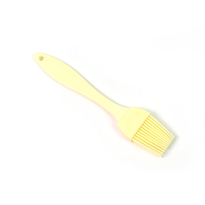 Silicone Kitchen Oil Spatula Brush With Handle Pastry  Cake Brush (17 Cm  1 Pc)