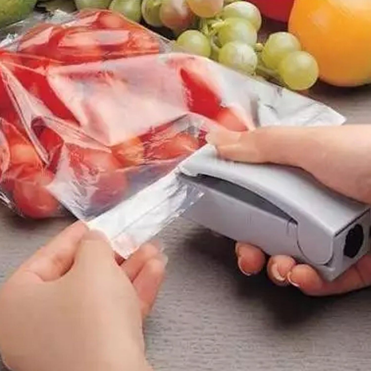 B Grade Multifunctional Household Mini Portable Super Sealer (1 Pc)