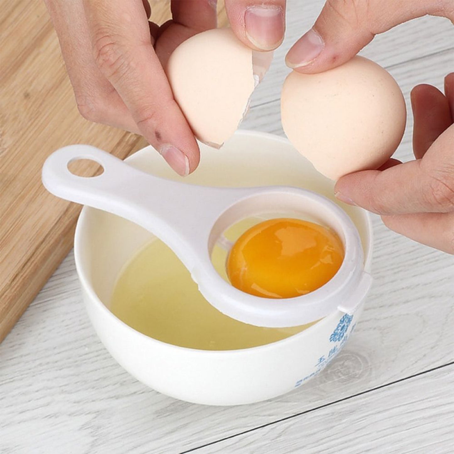 2885 Egg Yolk Separator Egg White Yolk Filter Separator Egg Strainer Spoon Filter Egg Divider