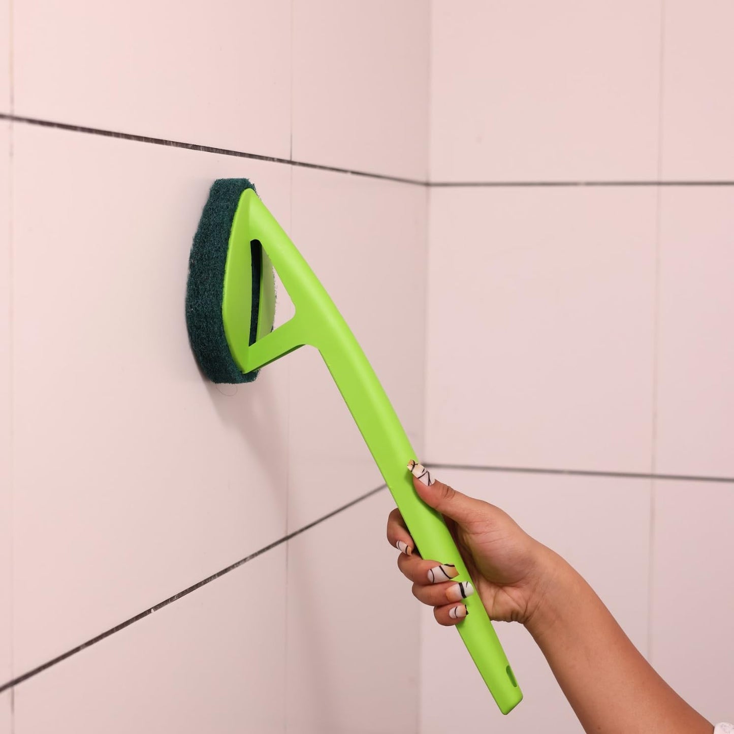 Scrubber Hockey With Long Handle (1 Pc)