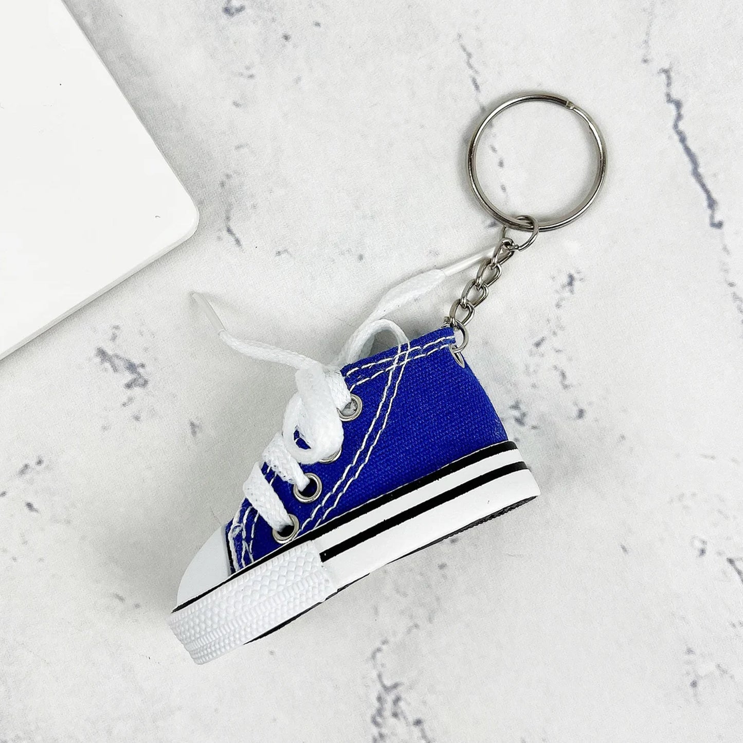 Mini Shoes Keychain Stylish Accessories For Perfect Gift Backpacks (1 Pc)