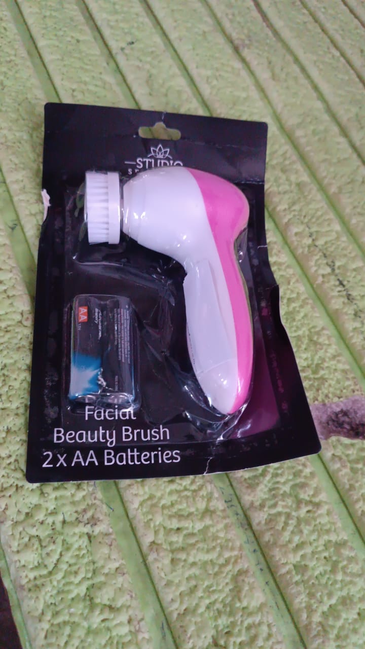 Facial Beauty Brush Face Massager (1 Pc  With 2 Aa Battery Included)