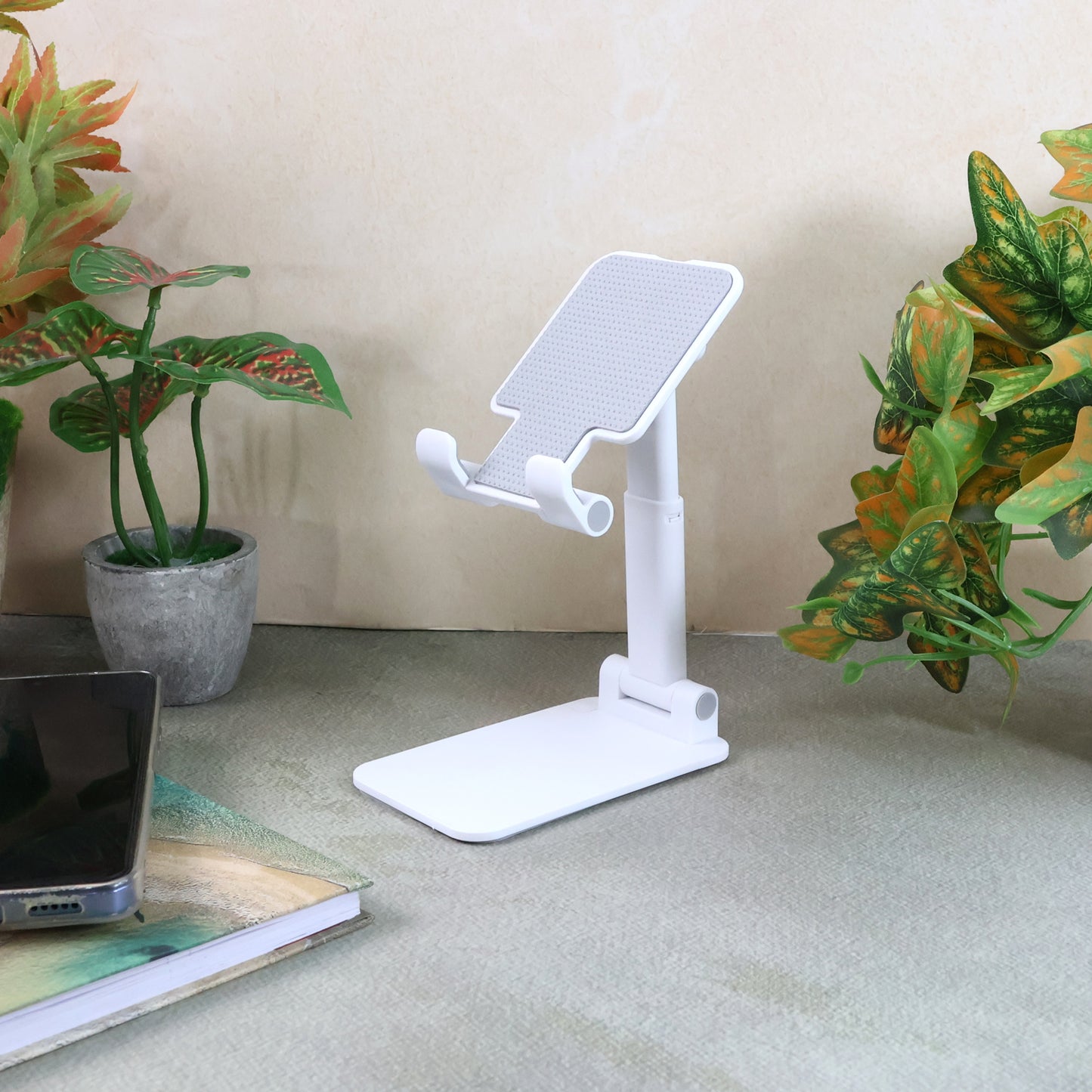 Adjustable Foldable Desktop Mobile Stand - (1 Pc)